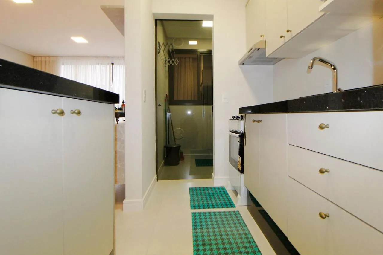 1087 Novíssimo apto na praia de Bombinhas Apartamento