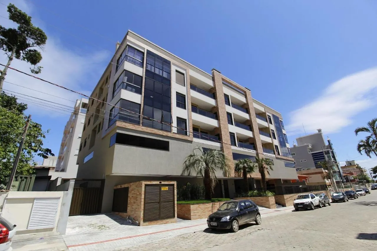 Apartamento 1087 Novíssimo apto na praia de Bombinhas